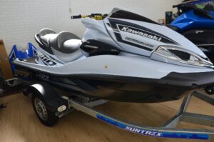 中古｜カワサキウルトラ310LXカスタム-2015