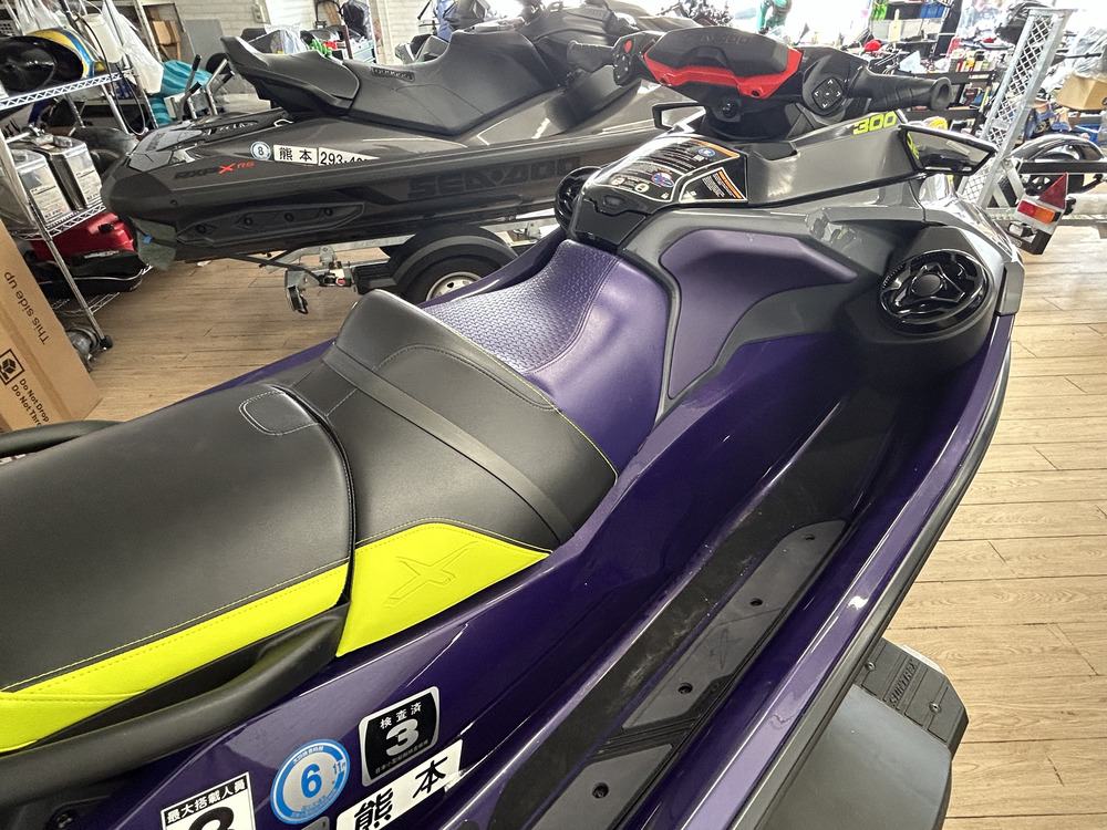 中古艇》SEADOO2021 RXT-X300ミッドナイトパープル3人乗【使用時間13時間】
