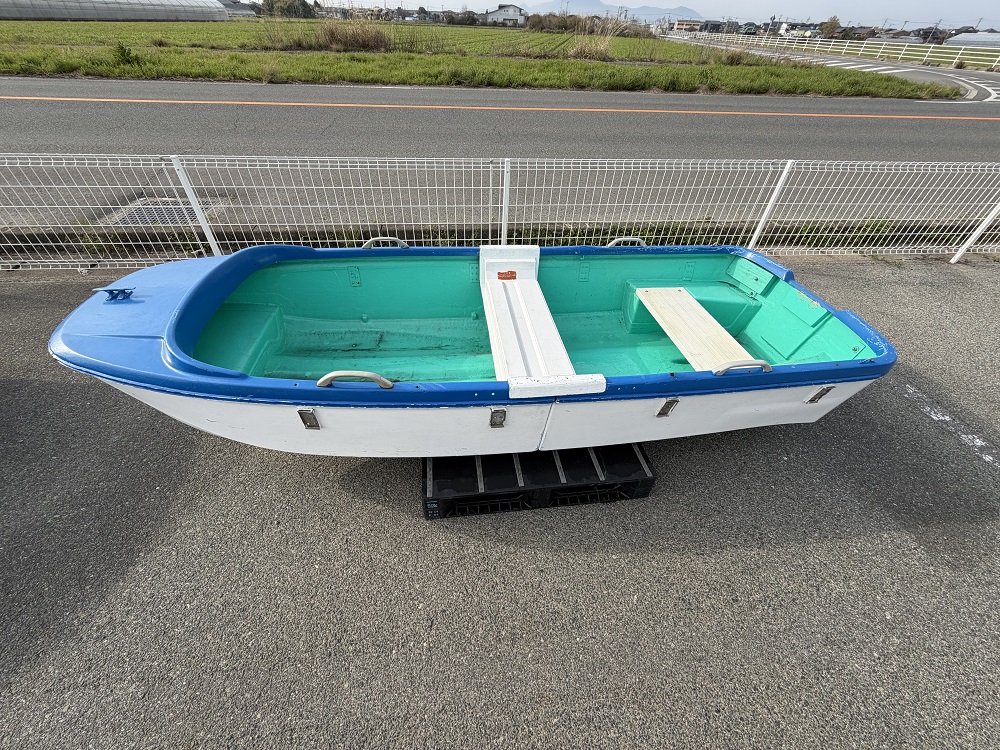 【中古ボート】ヤマハ釣りっこ太郎２分割　AF-10P２人乗り　2馬力免許－船舶免許不要OK